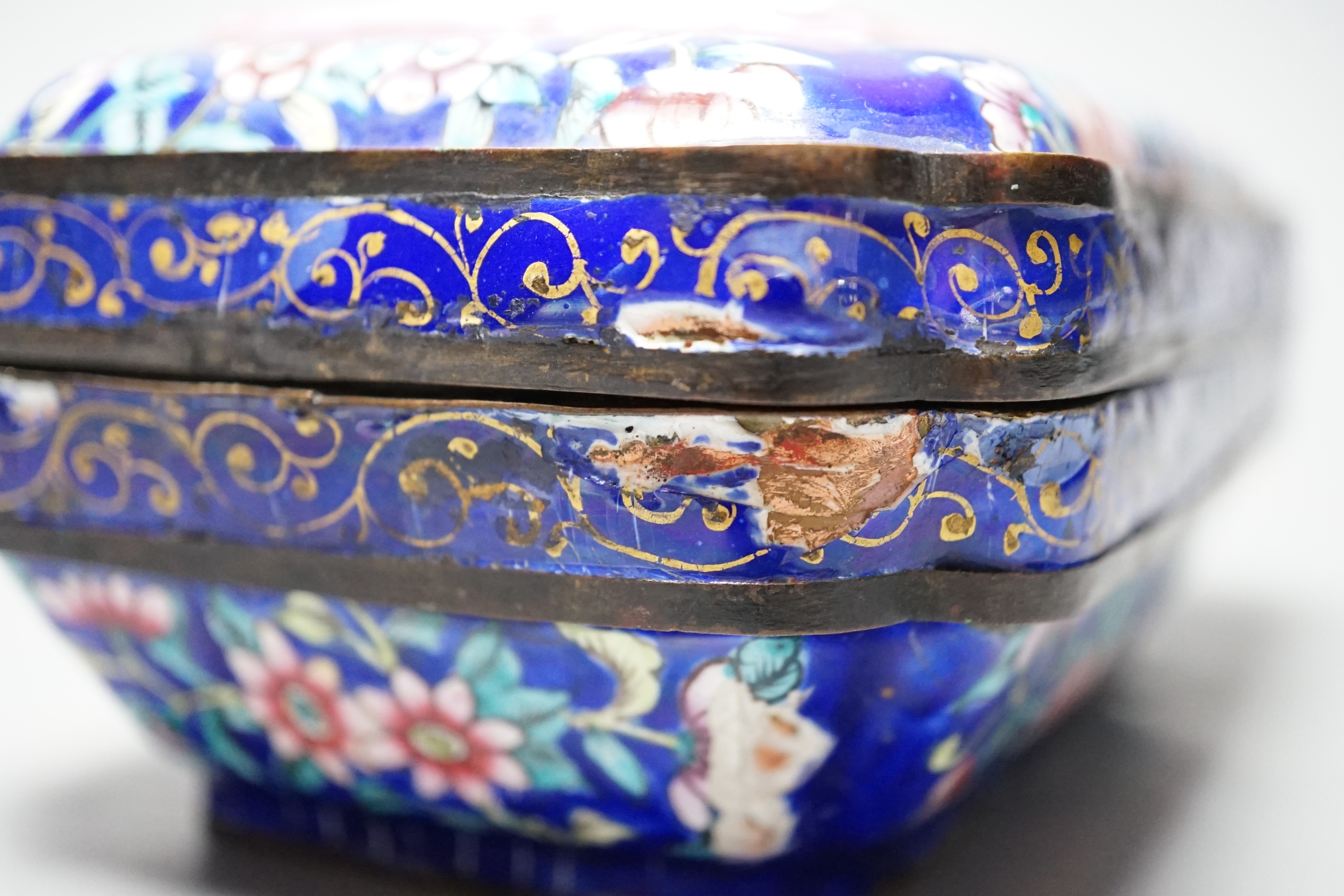 A 19th century Chinese Guangzhou enamel box and cover, 16cm long